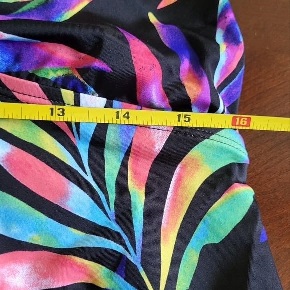 Avenue Color Prism Fly Away Tankini Swimsuit Top Size 14 - Picture 10 of 13